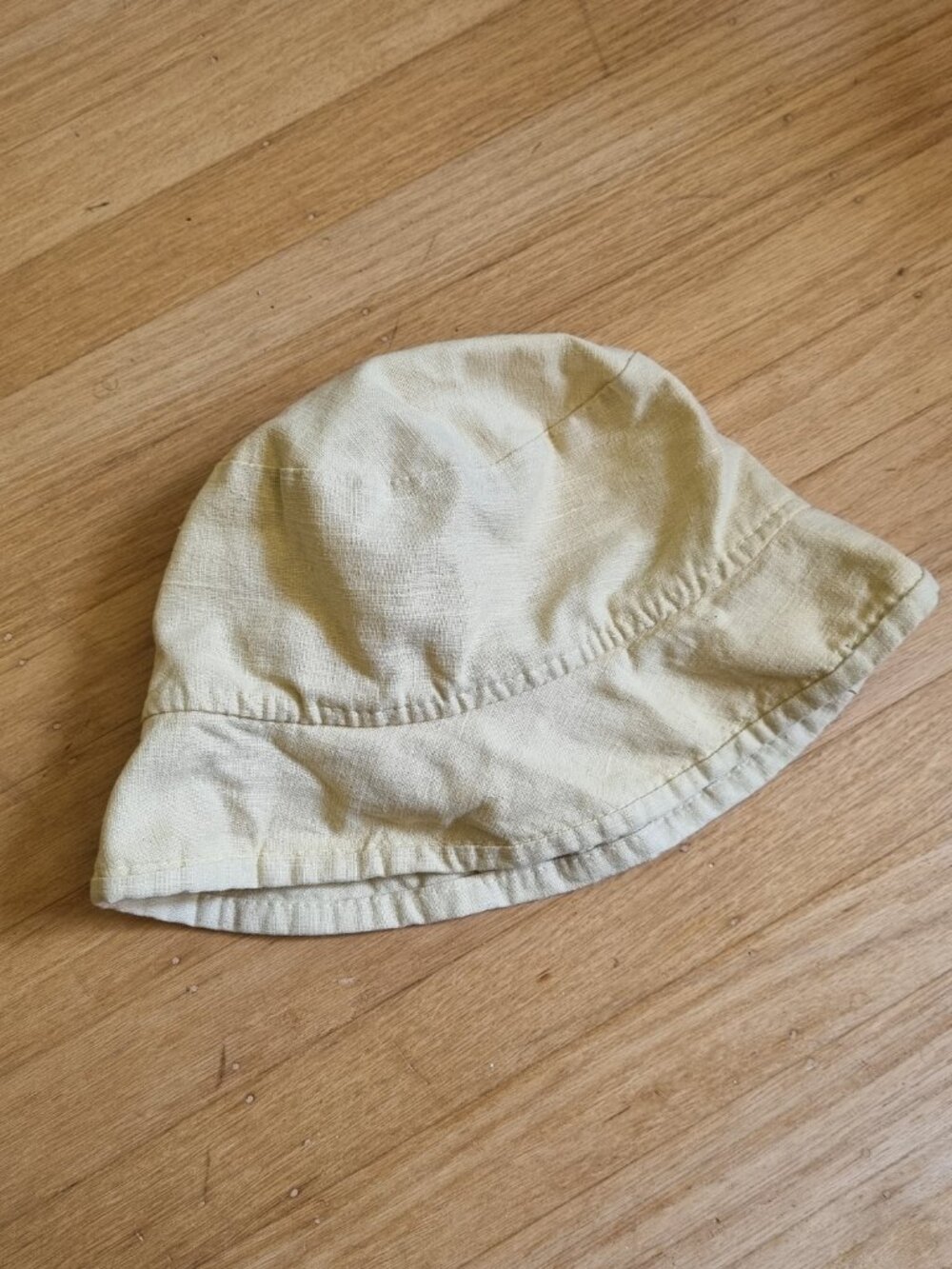 Eddie Bauer hat